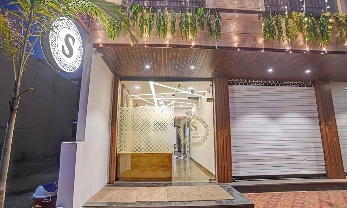 Indore Hotel | Hotel Saurabh Inn