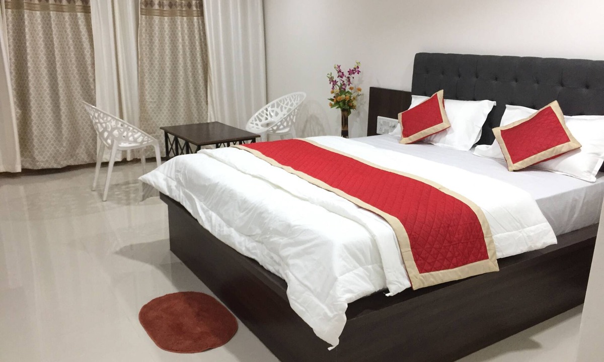 Talegaon Dabhade Hotel | Hotel Sheetal