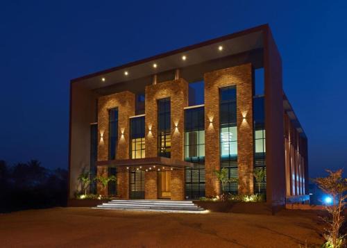 Kolhapur Hotel | Hotel Shlok- Pure Veg , Kolhapur
