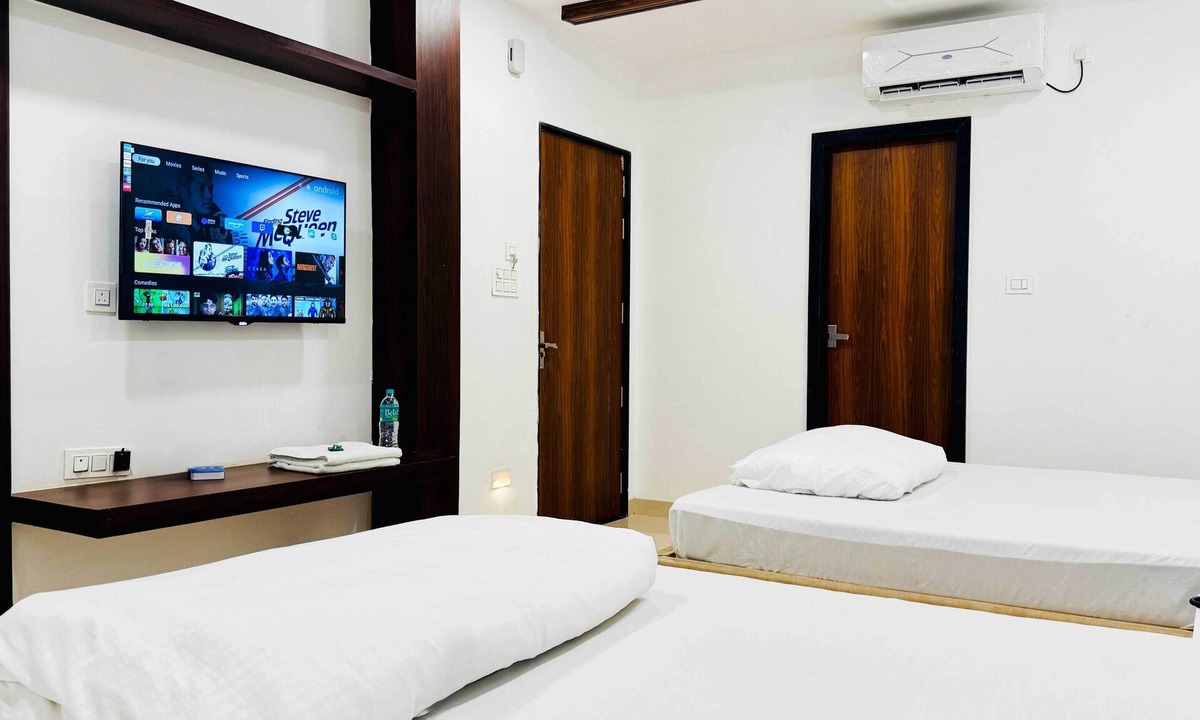 Khandwa Hotel | Hotel Shree Rameshwaram