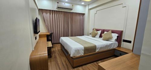 Ahmedabad Hotel | Hotel Silvera Inn