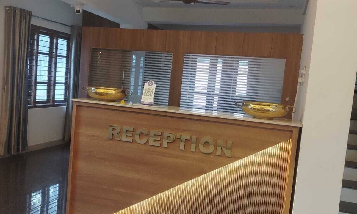 Mandarthi Hotel | HOTEL SOHAN BOARDING AND LODGING