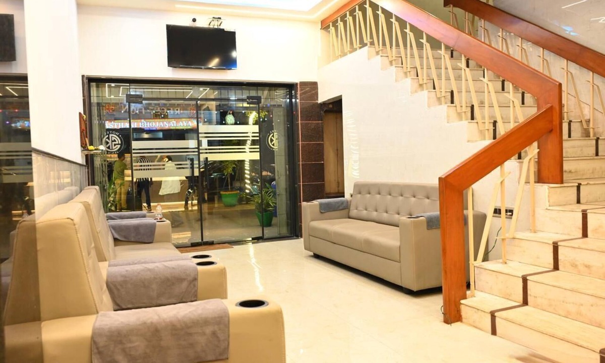 Dabagardens Hotel | HOTEL SREE KANYA INN