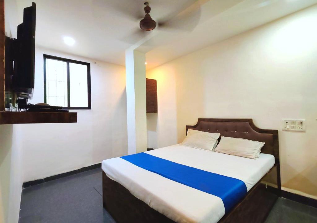 Nerul Hotel | Hotel Subodaya lodging
