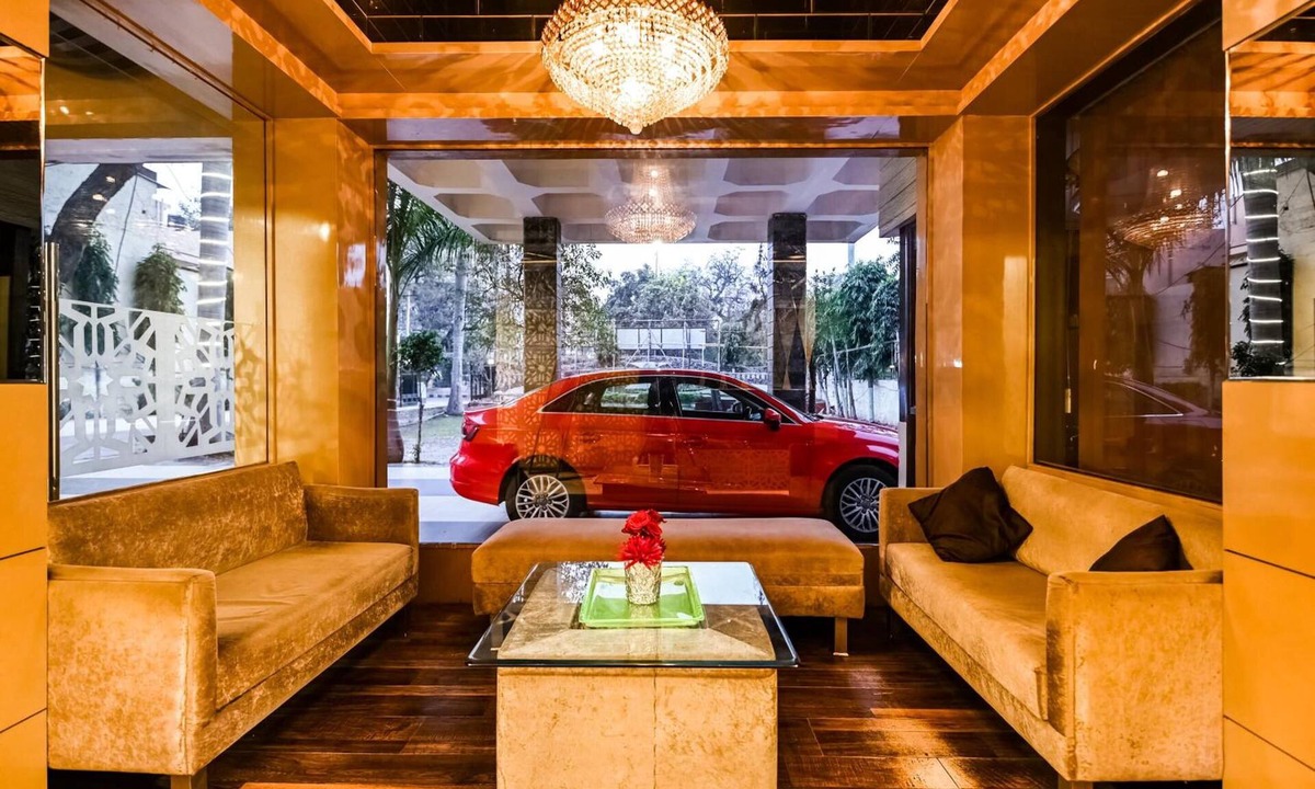 Kota Hotel | Hotel Surpin Palace