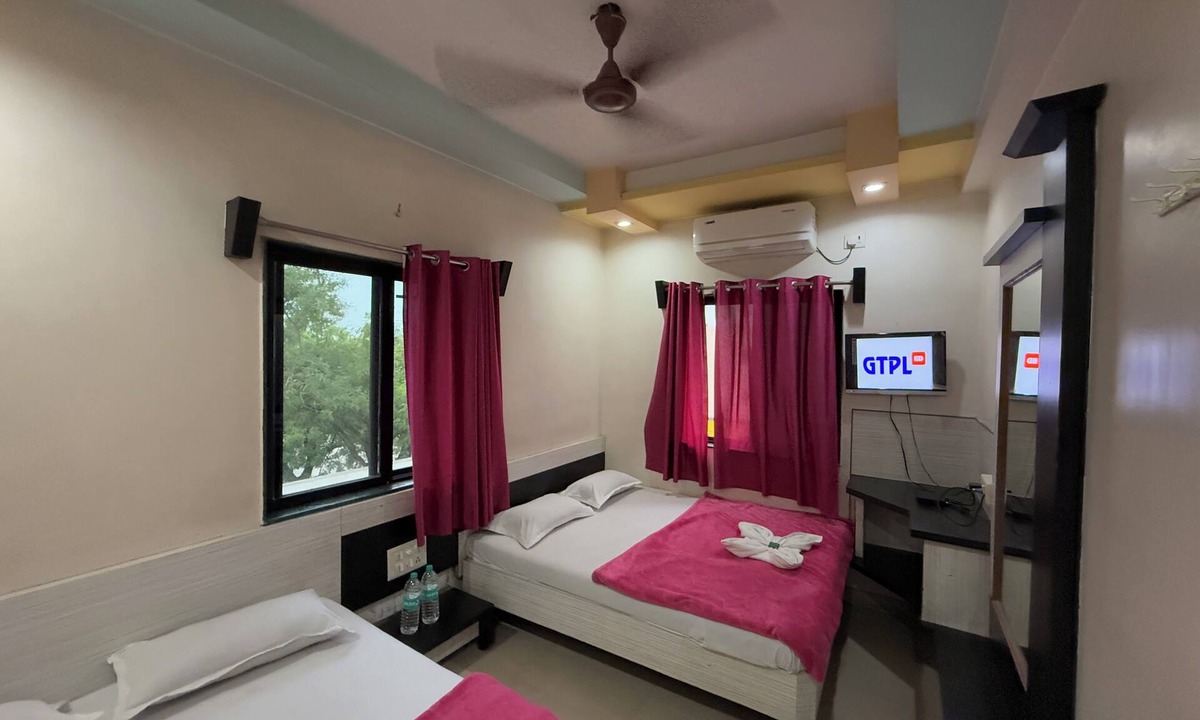 Shirdi Hotel | Hotel Temple Sai