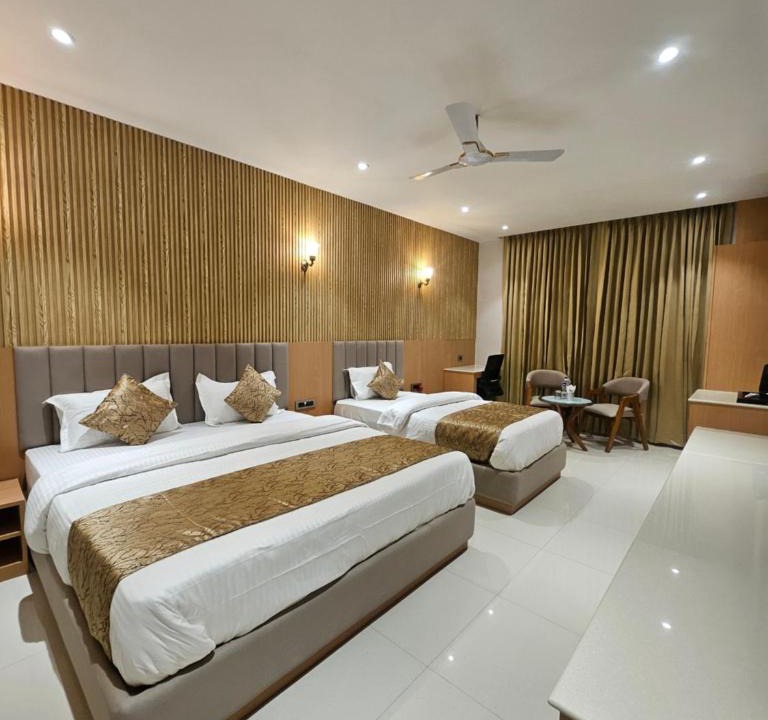 Faizabad Hotel | Hotel Trimurti