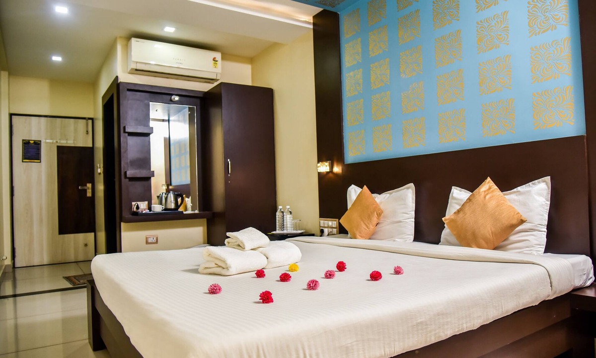 Bhuj Hotel | Hotel Tulsi Residency