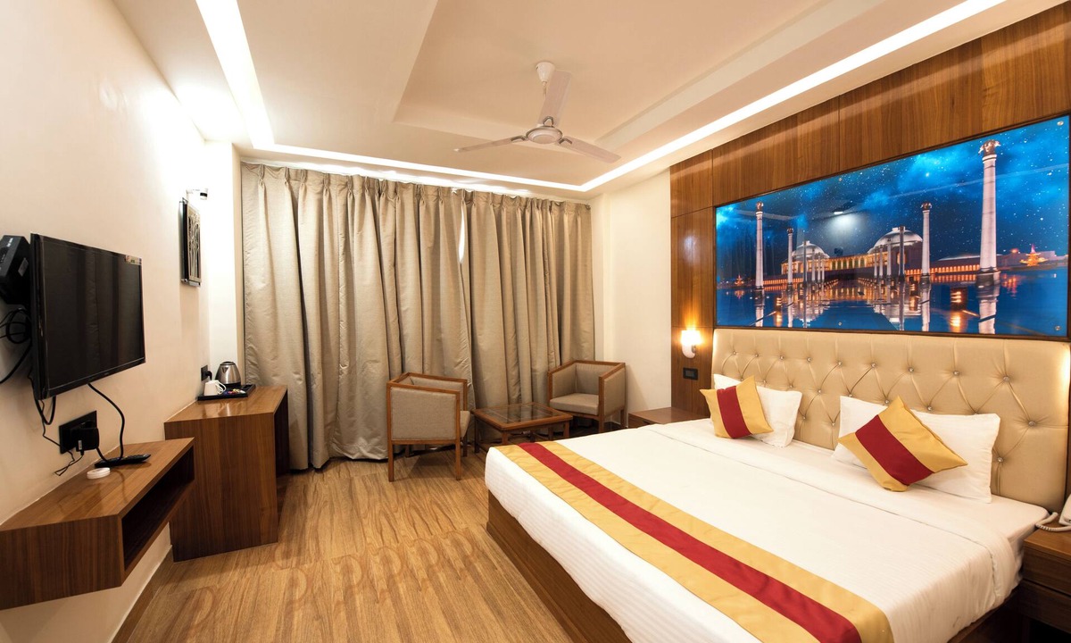 Indira Nagar Hotel | HOTEL URBANE INN