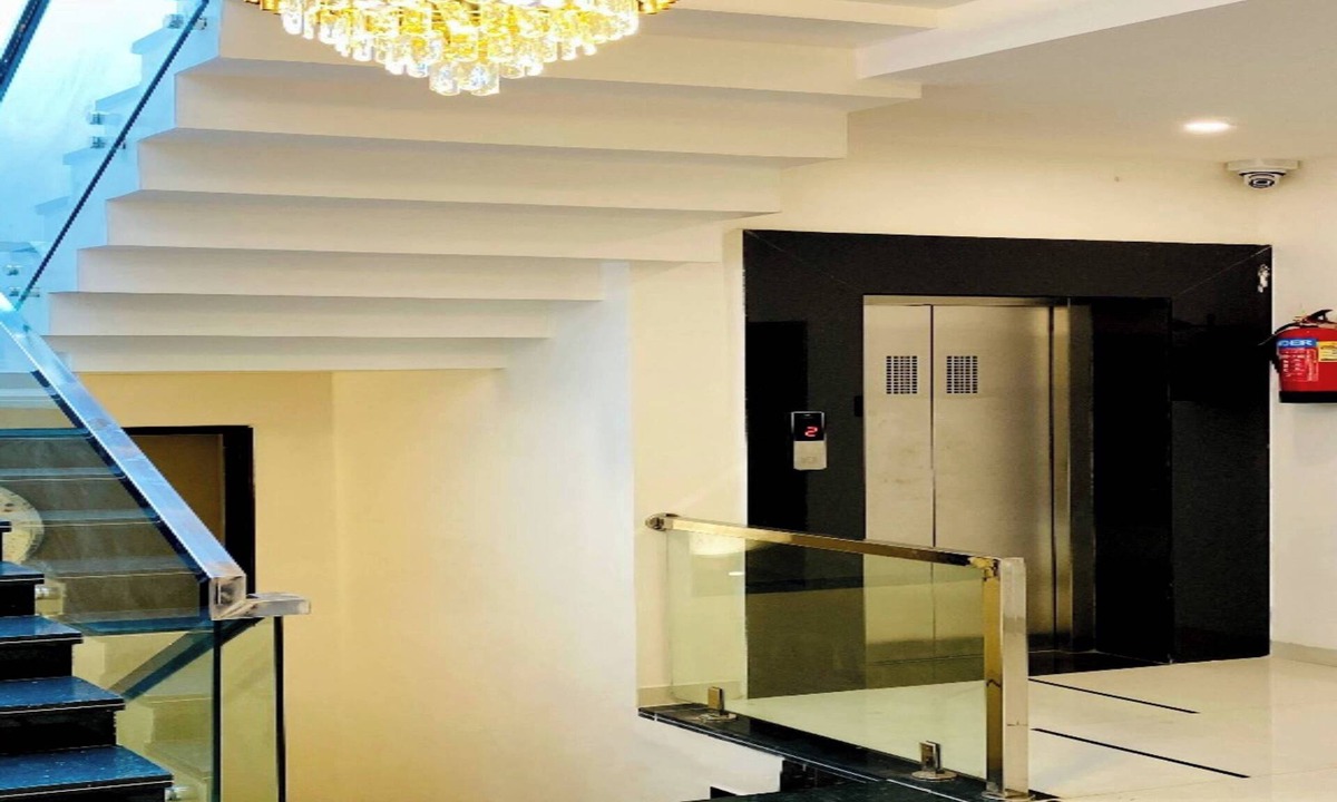 Indore Hotel | Hotel URS Palace