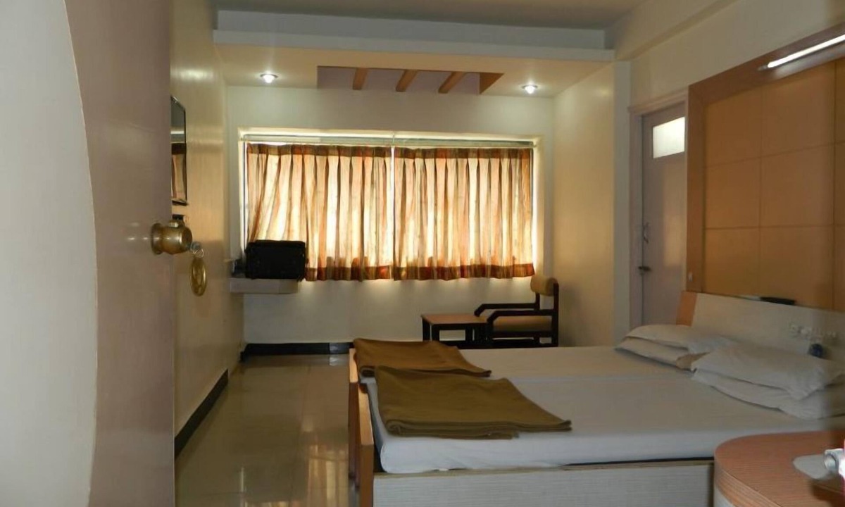 Nashik Hotel | Hotel Vaishali