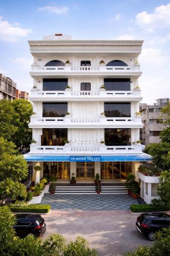 Civil Lines Hotel | Hotel Velvet The Ultimate
