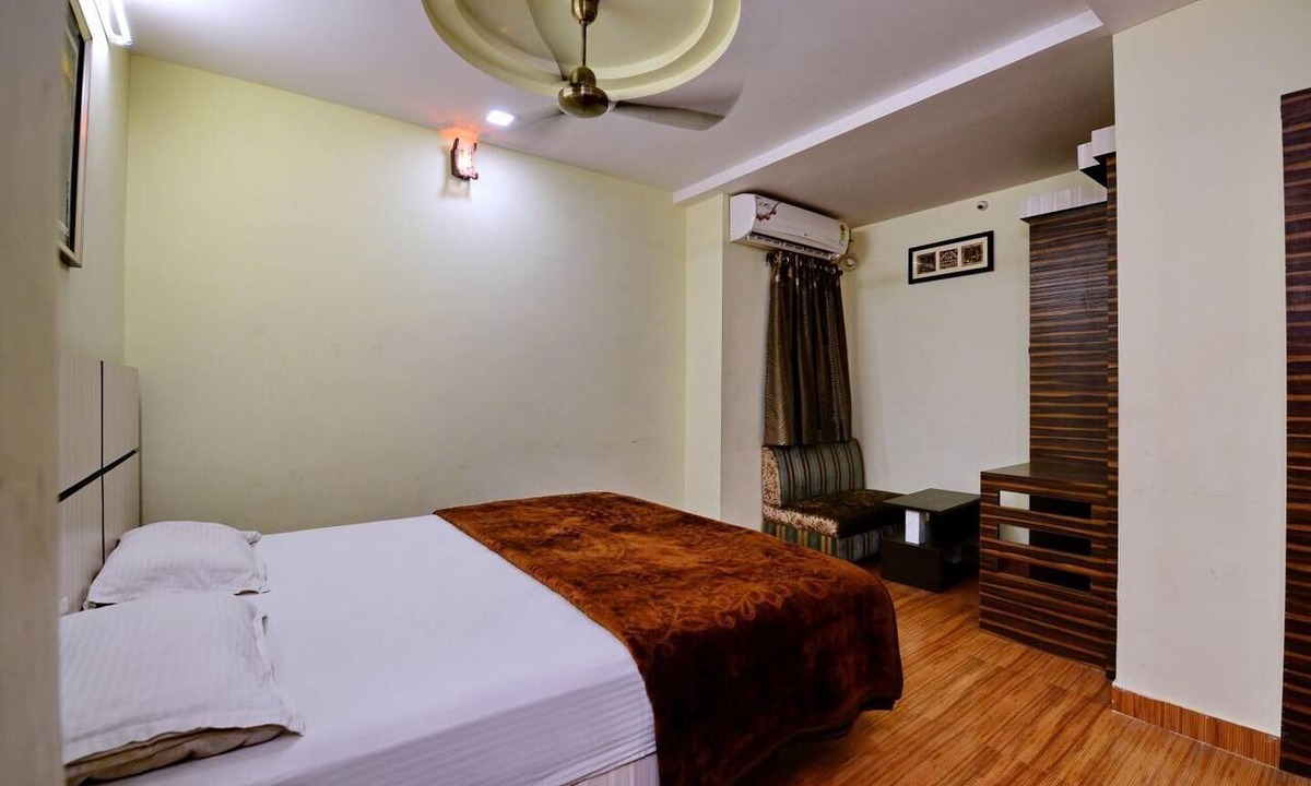 Bargarh Hotel | Hotel Vinayak