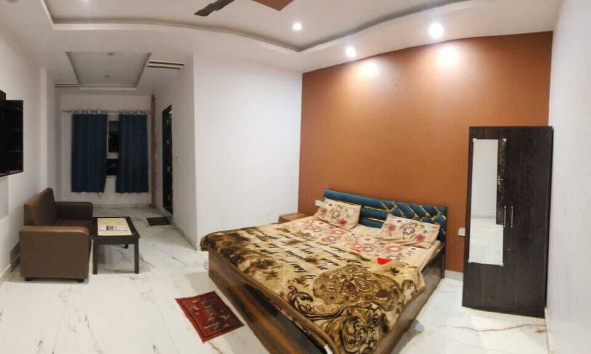 Unnao Hotel | Hotel Vrindavan