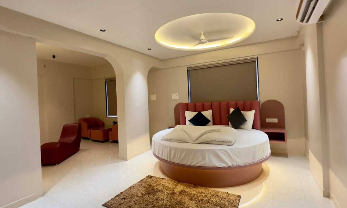 Pune Hotel | Hotel Wow Stay- Ambegaon Pune