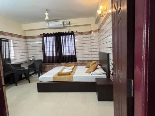 Kollur Hotel | Hotel Yamunna Boarding and Lodgeing