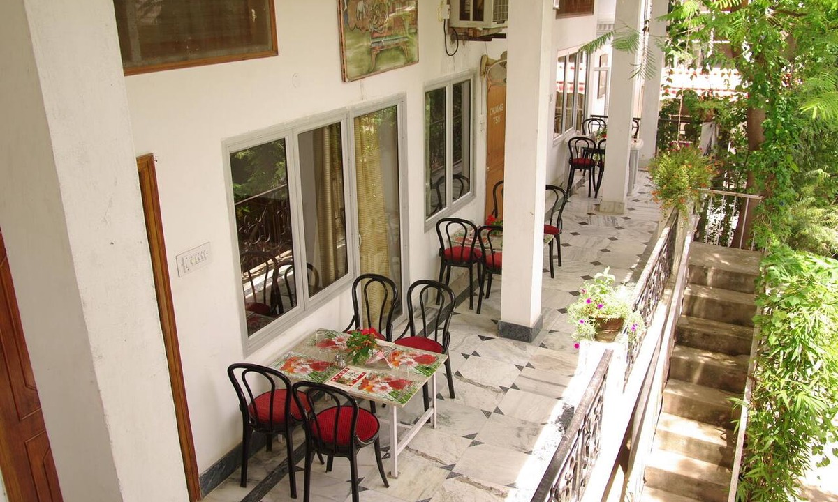 Khajuraho Hotel | Hotel Zen