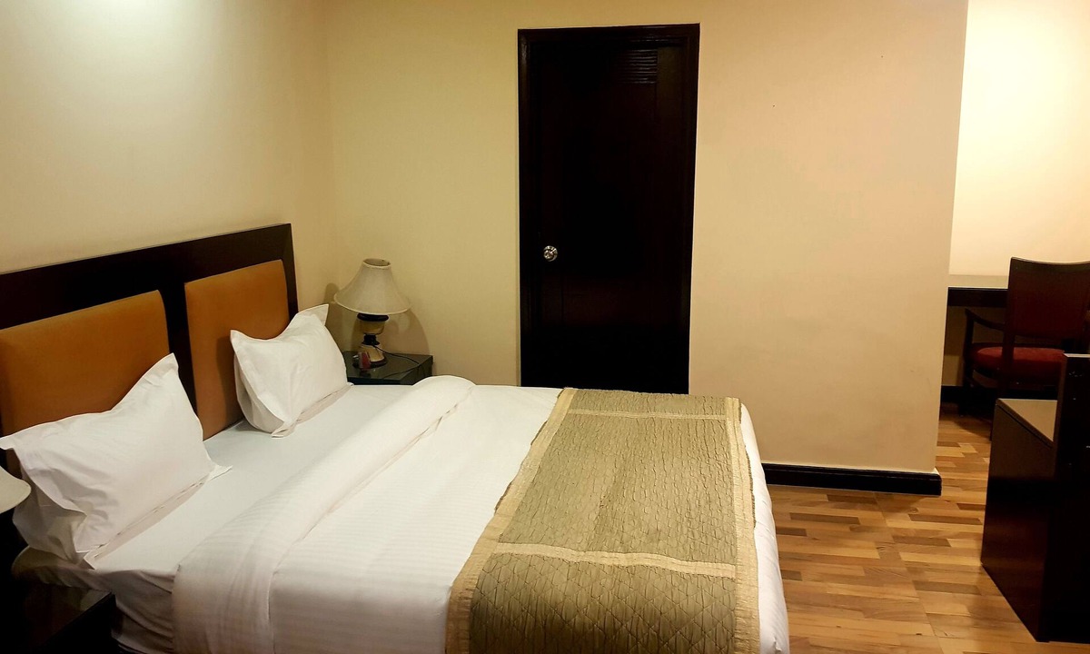 Safdarjung Enclave Hotel | Ikhaya Hotels