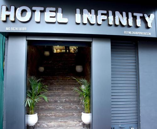 Rajkot Hotel | Infinity Hotel