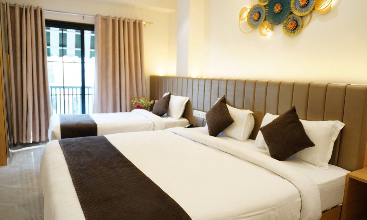 Varanasi Hotel | Ira Retreat Varanasi
