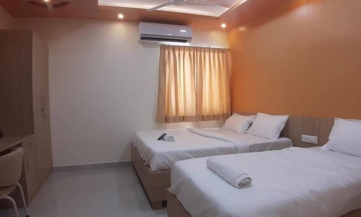 Perungudi Hotel | JFIVE RESIDENCY