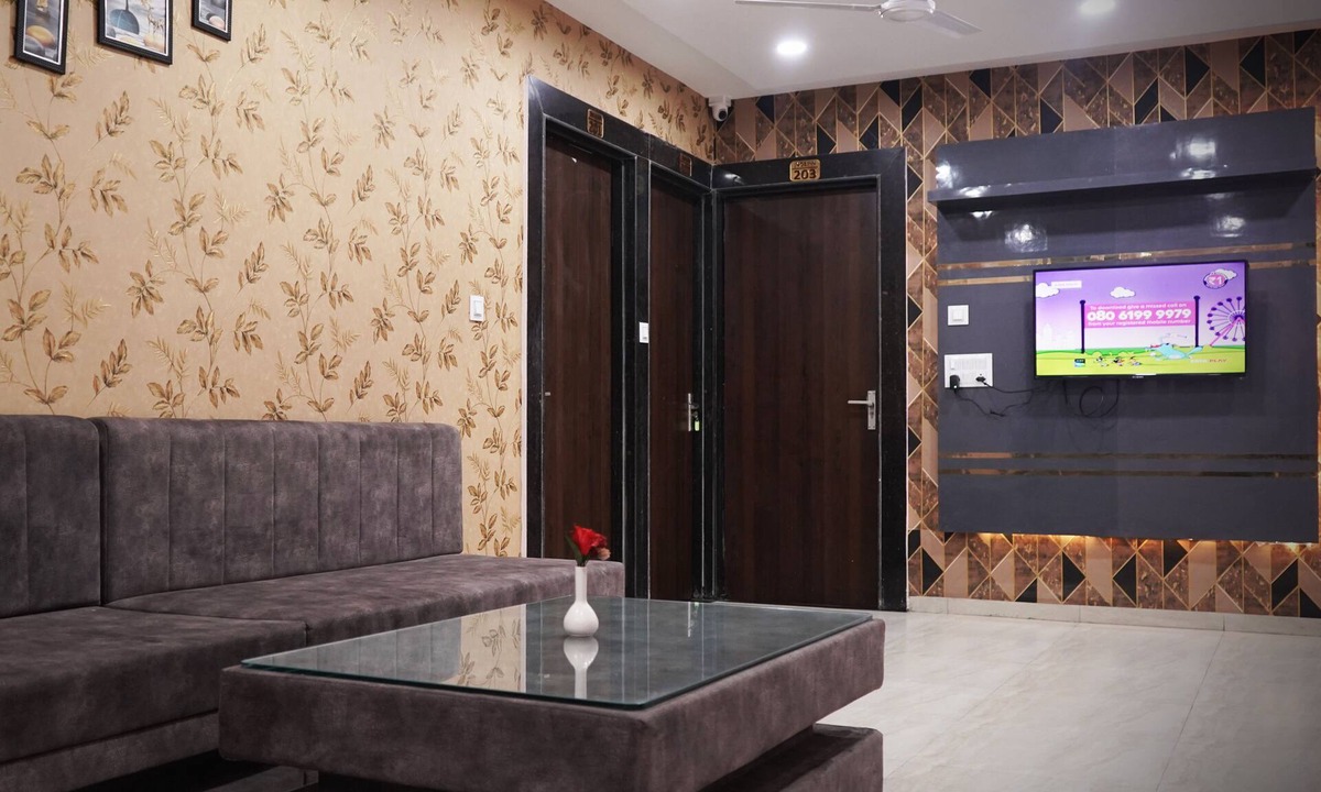Pithampur Hotel | JMC HOTEL S INN