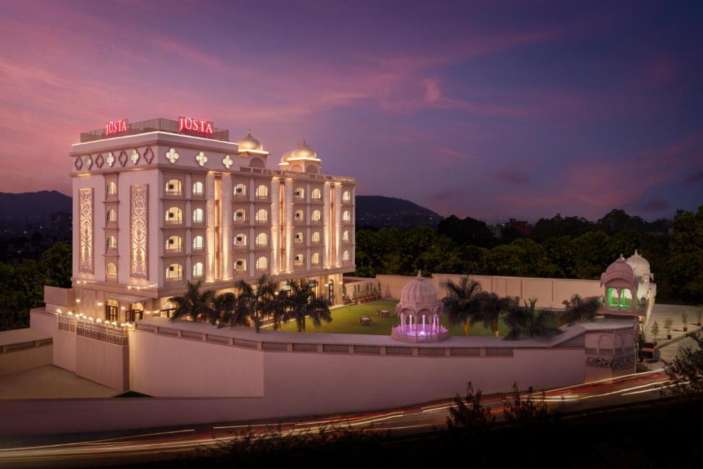 Udaipur Resort | juSTa Ssatva Resort, Udaipur