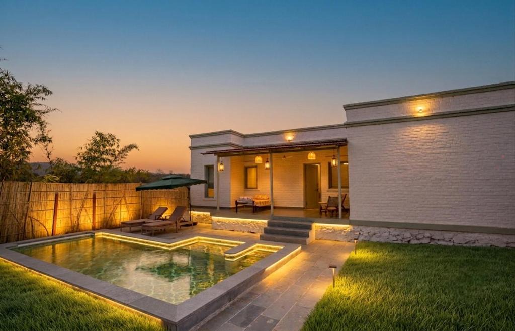 Sariska Hotel | Kadamb Bagh-A Luxury Nature Resort Sariska