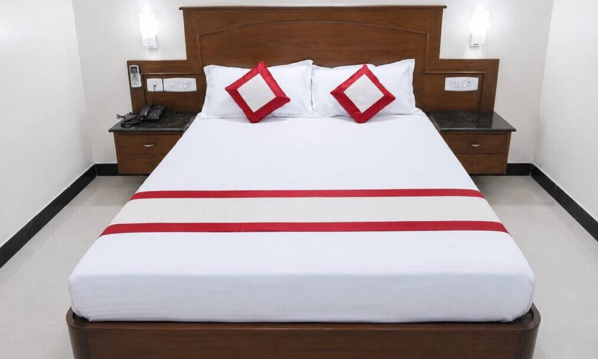 Parthasarathy Puram Hotel | Krishna INN