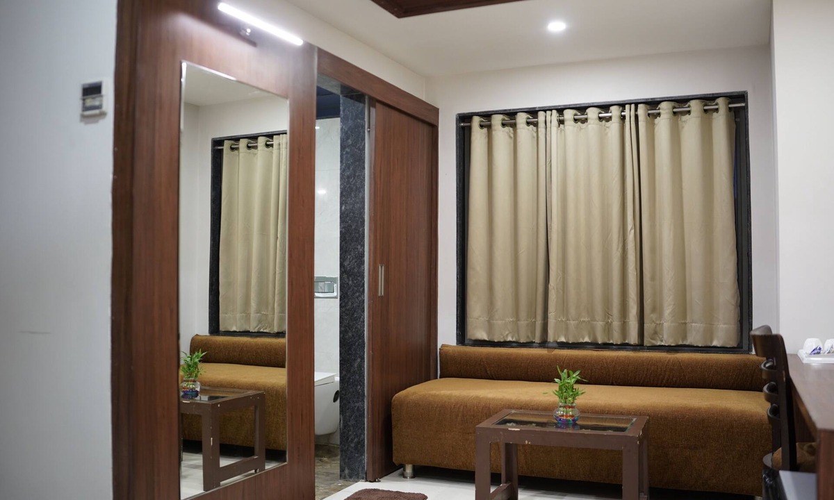 Bhopal Hotel | La Pearl - Bhopal