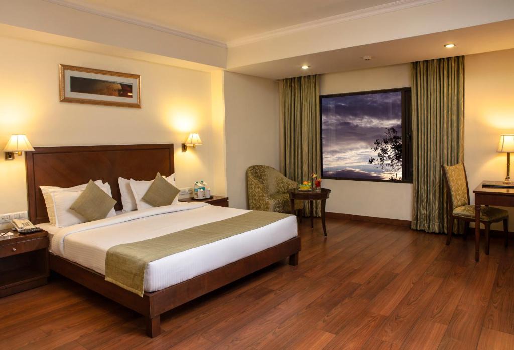 Ranchi Hotel | Le Lac Sarovar Portico- Ranchi