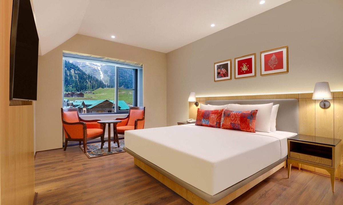 Sonamarg Hotel | Lemon Tree Hotel, Sonmarg by the Riverside