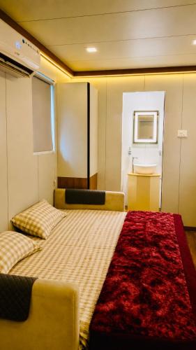 Vypin Other | Living big in a Container home