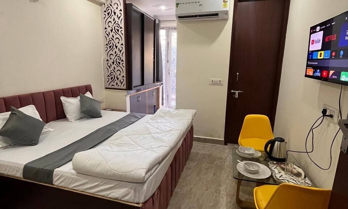 Udyog Vihar Hotel | Luvi Casa