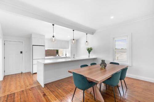 Mount Gambier House | Luxury Cottage Accommodation