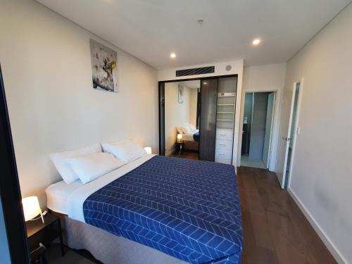 Lidcombe Apartment | Luxury Loft 3 Bed, 2 Bath, Sleeps 6, Pool, BBQ, No parties