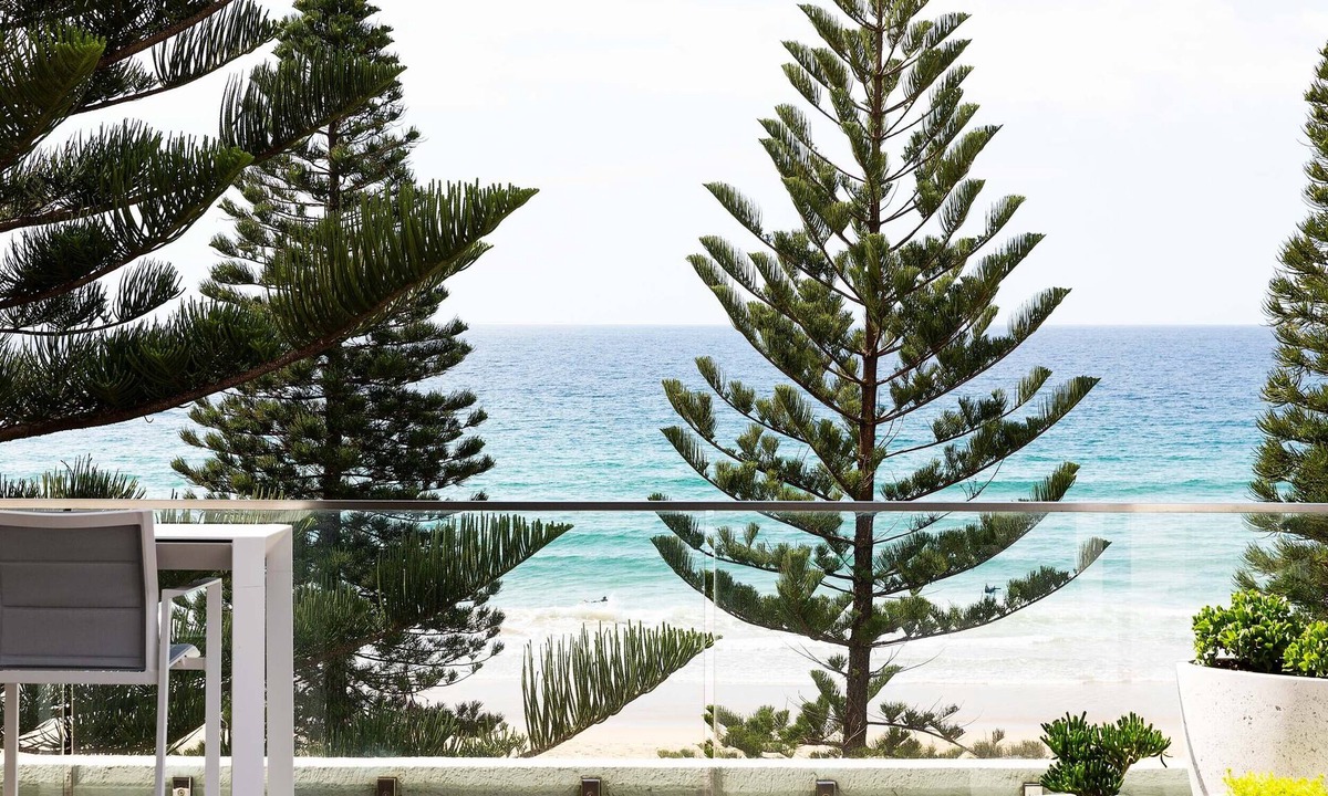 Manly Apartment | Manly Oasis | Absolute beachfront luxury apartment