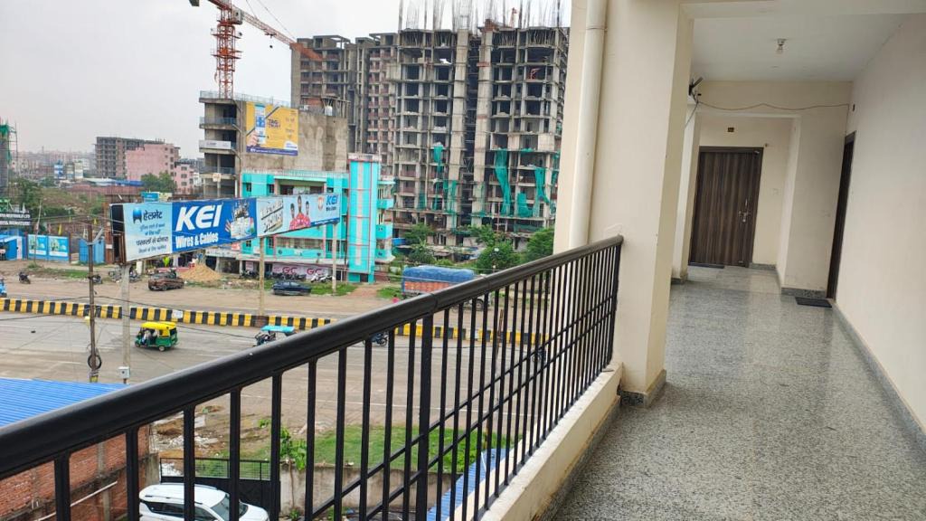 Danapur House | Maruti Primium Homestay