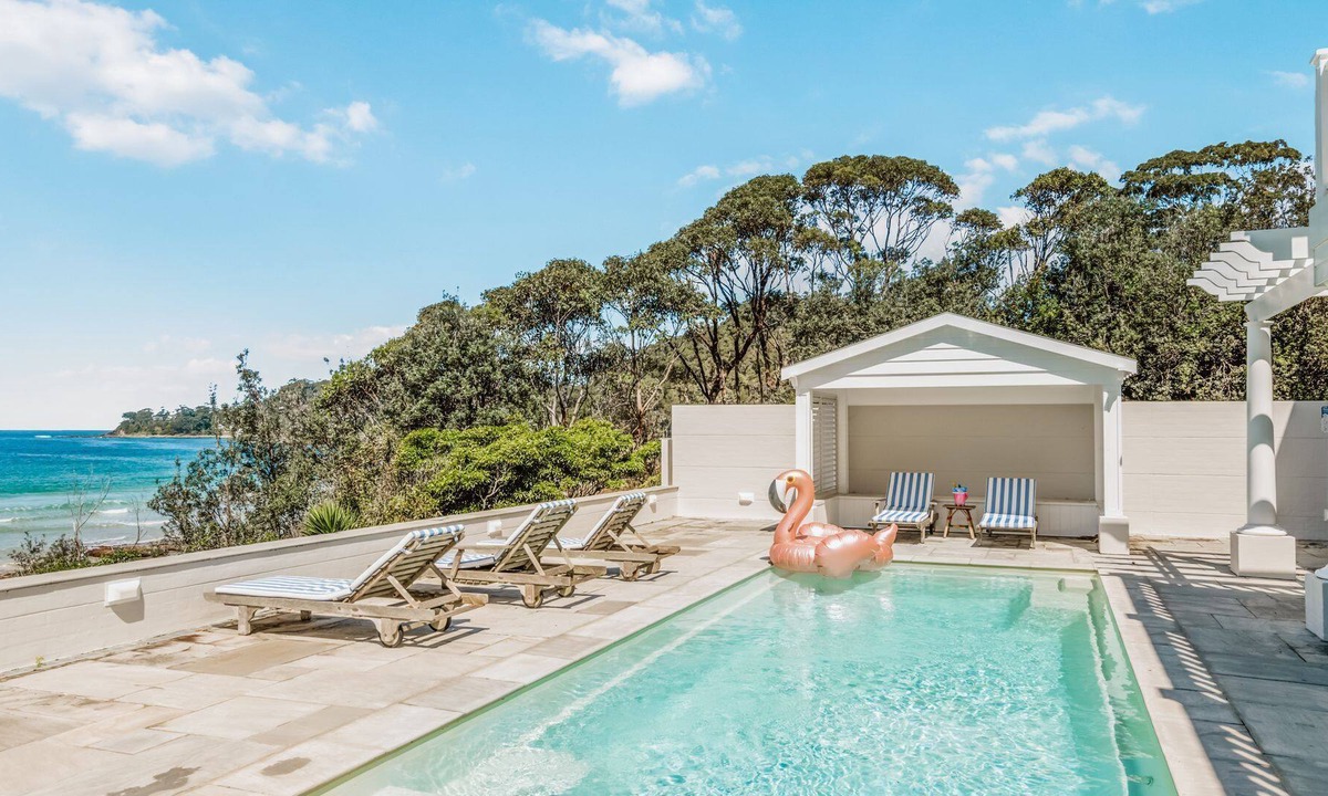 Narrawallee House | McGrath welcomes you to Kids Beach