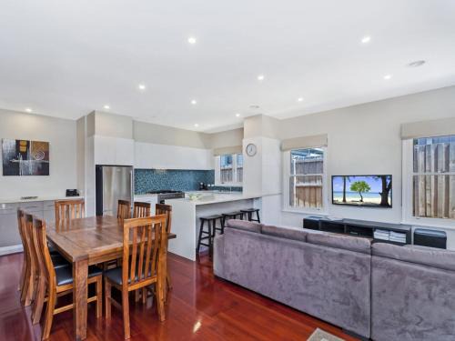 Warrnambool House | Merri Place