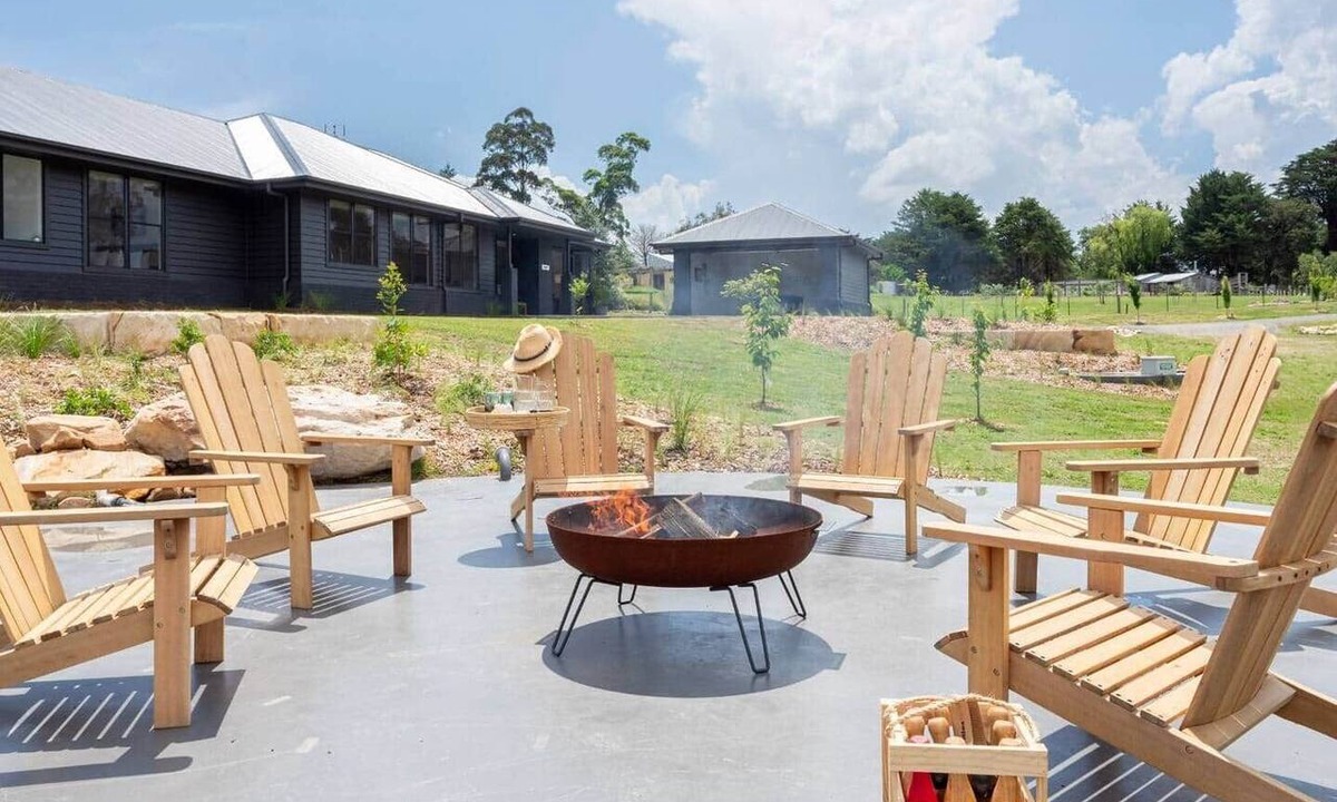 Berrima House | Misty Ponds. Countryside at Berrima