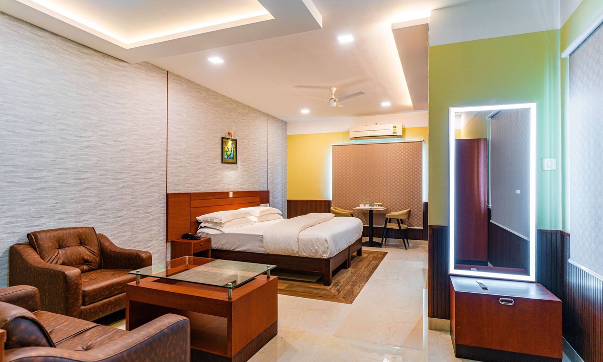 Gundlupet Hotel | Misty Rock Hotel