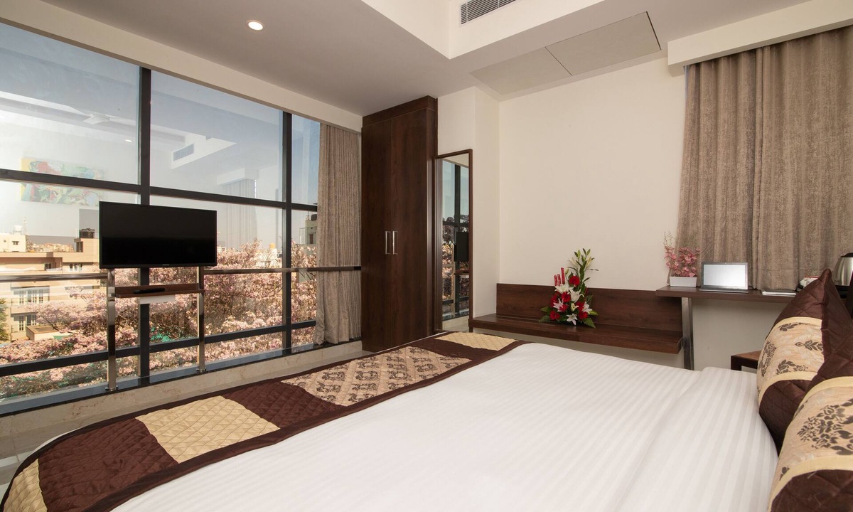 Brookefield Hotel | Mojatel By Icon