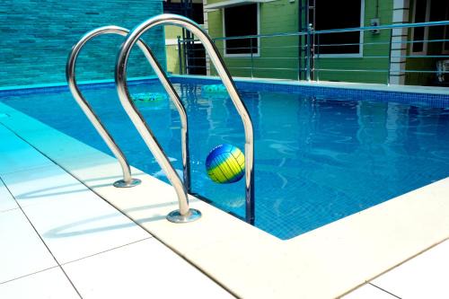 Perintalmanna Villa | Narmada pool villa krishna