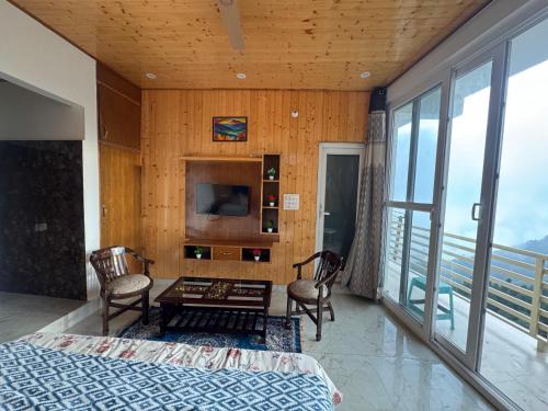 Mussoorie House | Oaks view