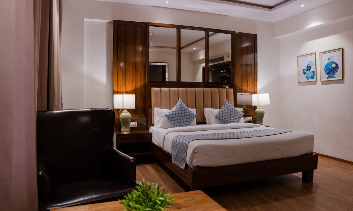 Morbi Hotel | Oaktree Hotel