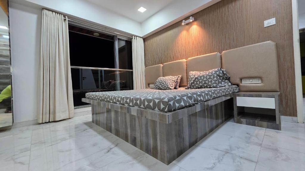 Malabar Hill Apartment | Ocean 360
