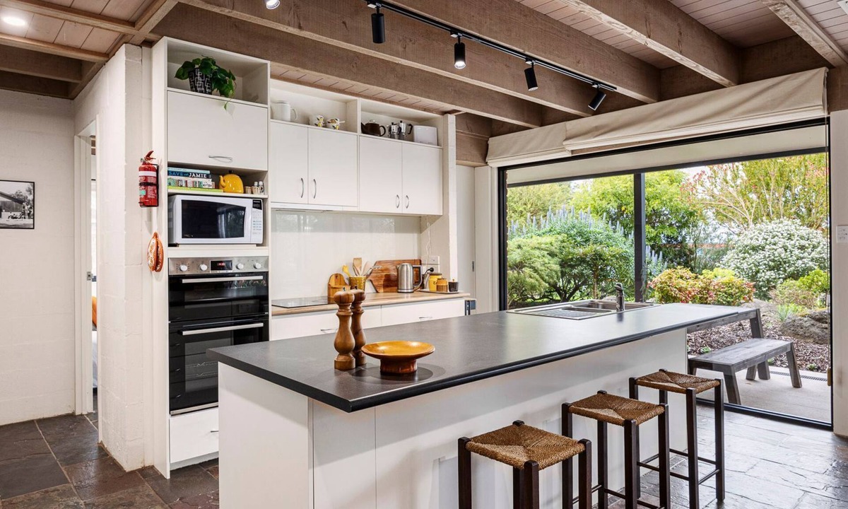 Somers House | Ocean Views at Echo Beach - Somers