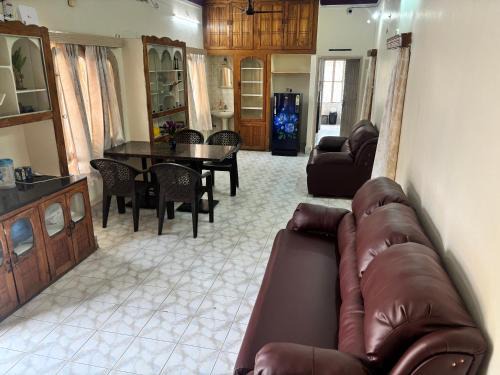 Dr AS Rao Nagar House | Odranest Homestay