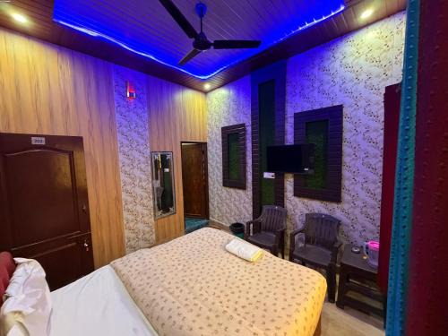 Dehradun House | OM SHIVAY HOMESTAY AND PARTY HALl